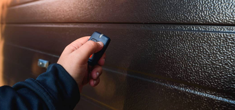 automatic door opener with remote control in Lodi