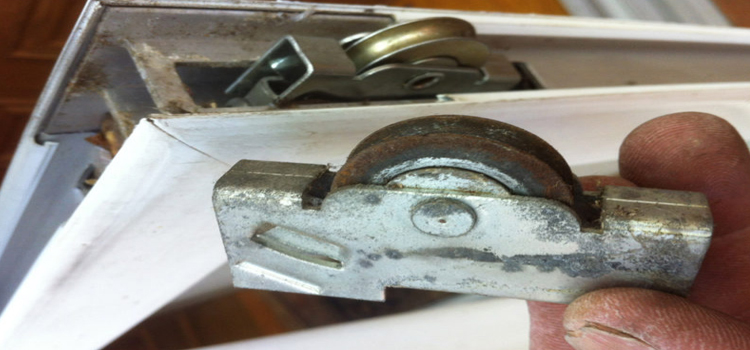 screen door roller repair in Lodi